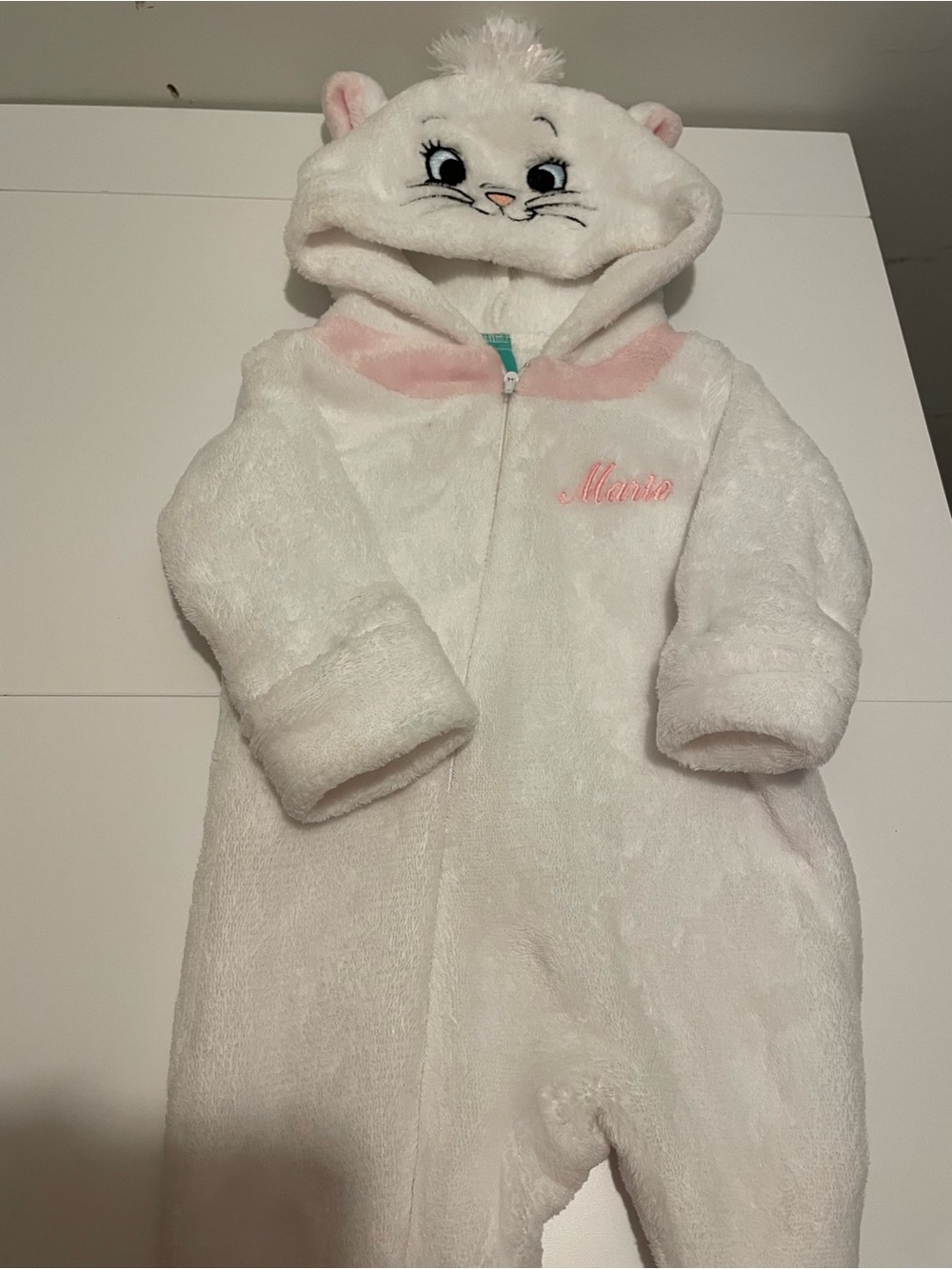Disney Baby Brand Size 6 Months Marie the Cat Aristocats Hooded & Footed Outfit